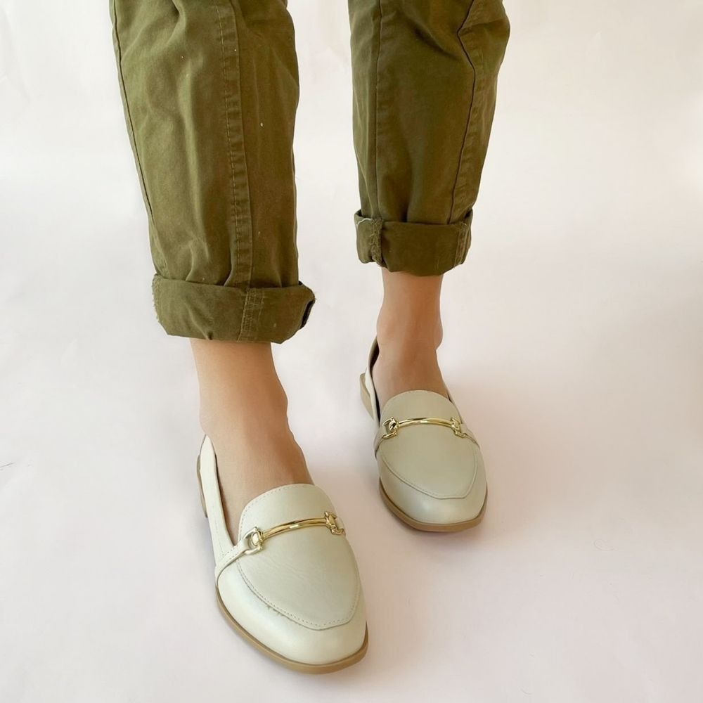 Mocassim santa flor fivela gelo feminino