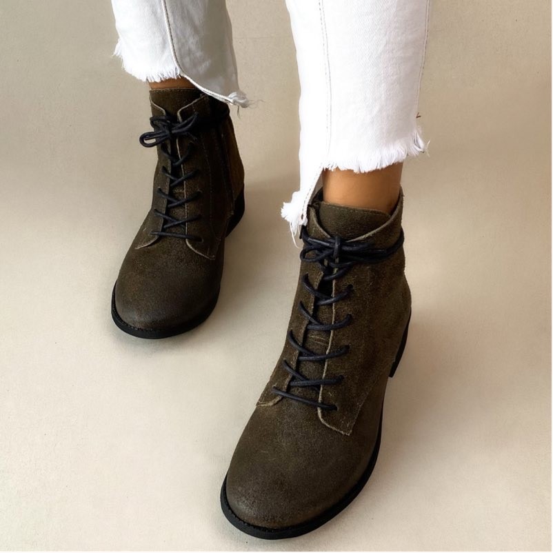 Bota via paula cordão verde feminina :: Amil Calçados