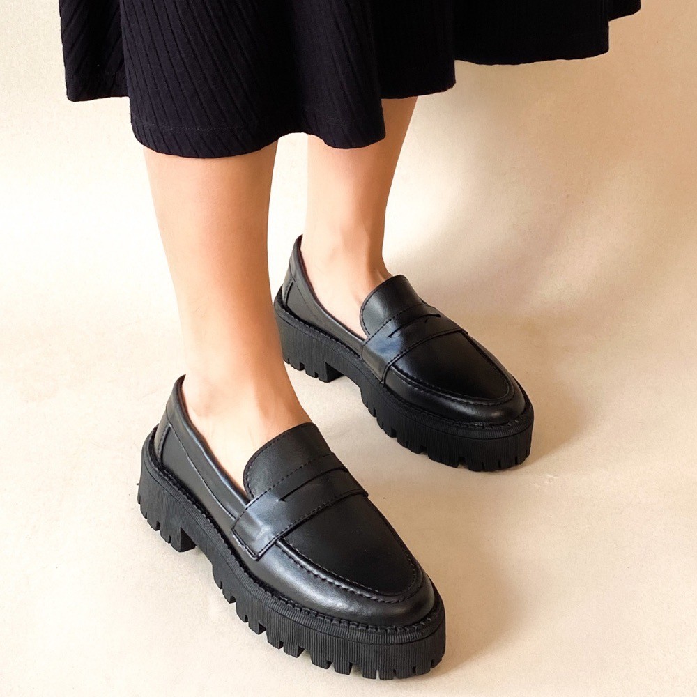 MOCASSIM TODA CONFORT TRATORADO PRETO FEMININO