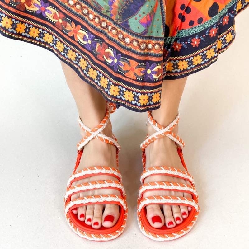 SANDÁLIA RASTEIRA DIVINA BIRKEN DE CORDA CORAL FEMININA