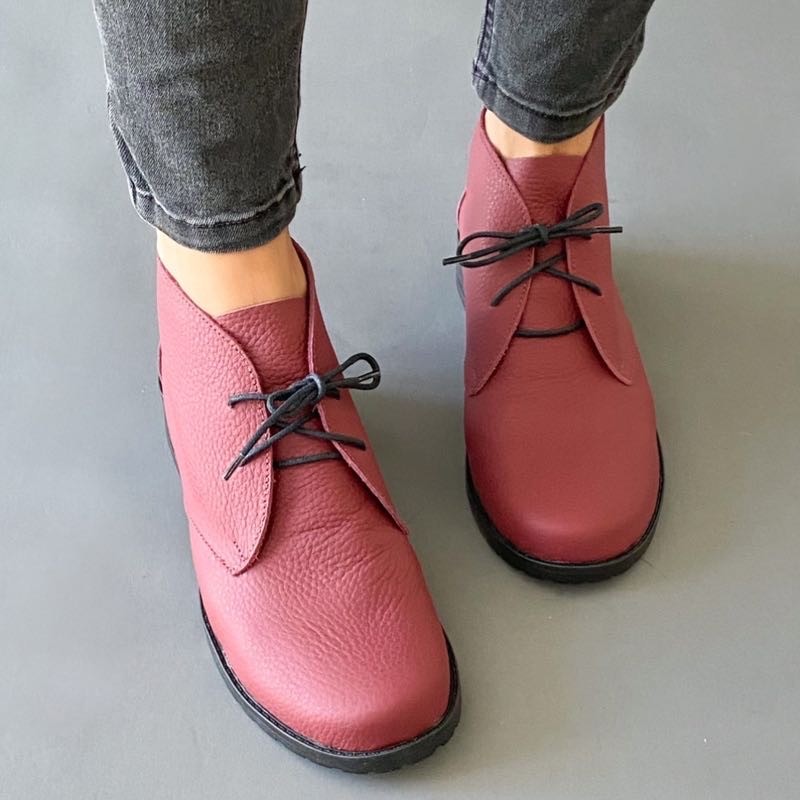BOTA CIA GALLO CORDÃO VINHO FEMININA
