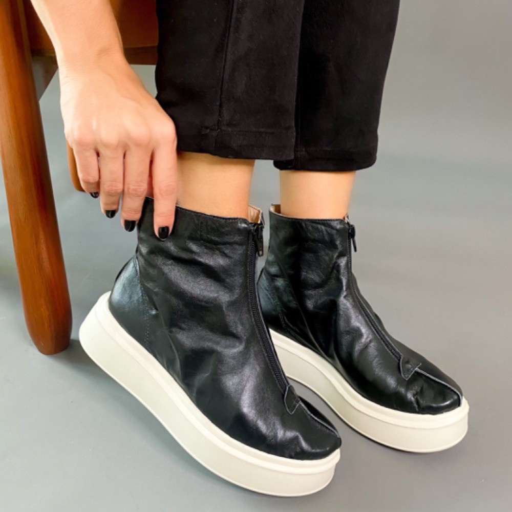 BOTA RIO DE LUZ FLATFORM PRETA FEMININA