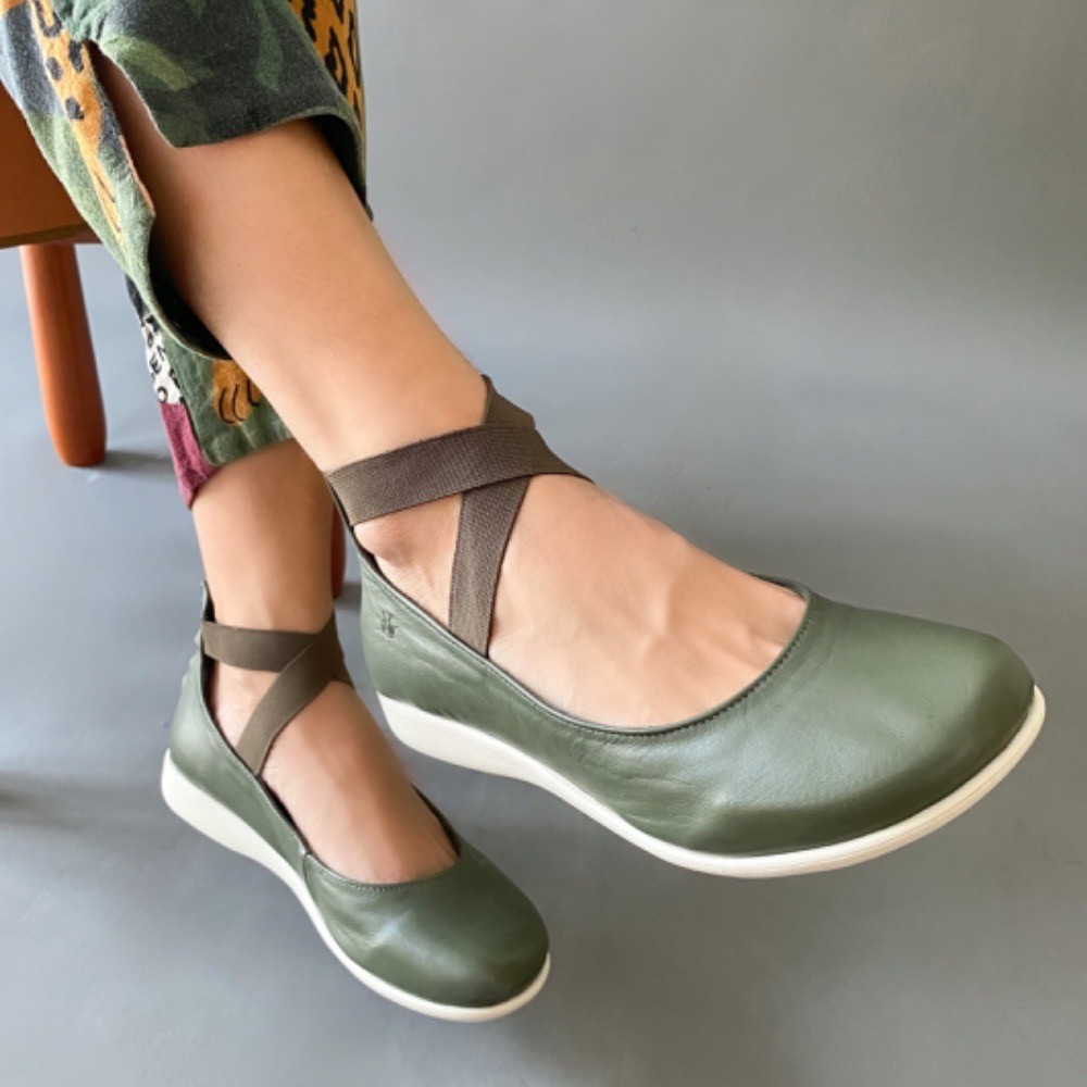 SAPATILHA AYE-AYE ELÁSTICO E ZíPER VERDE FEMININA