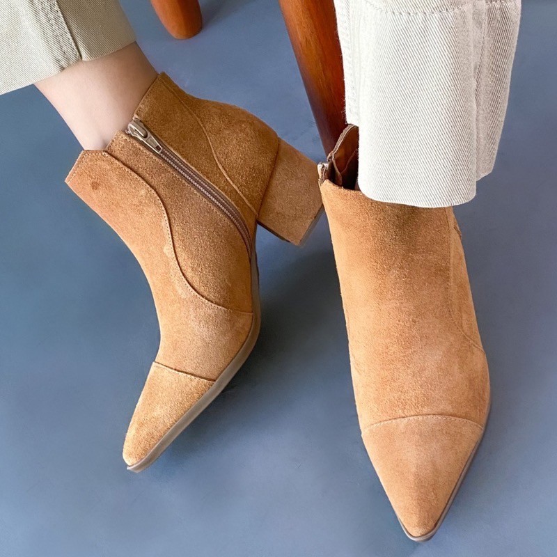BOTA SANTA FLOR BÁSICA NOBUCK MEL FEMININA