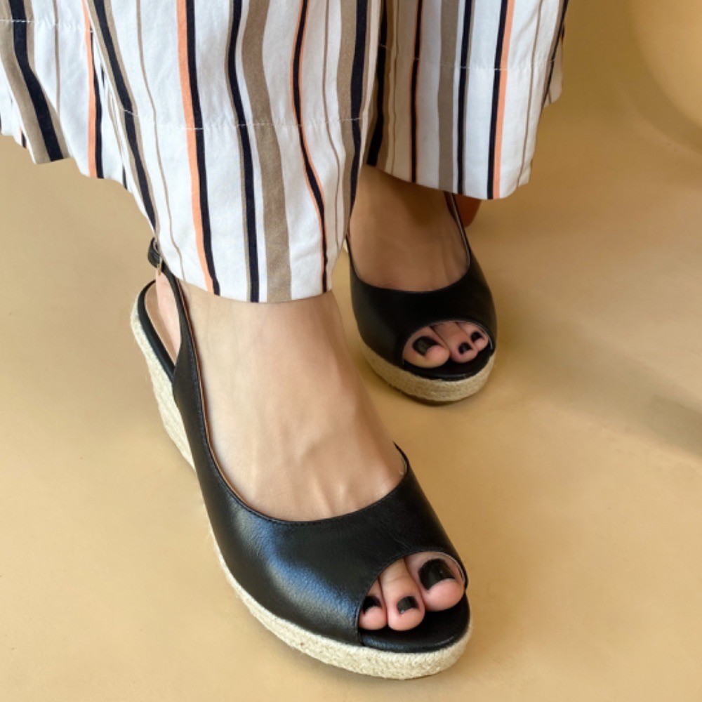 SANDÁLIA ANABELA SANTA FLOR ESPADRILLE PRETA FEMININA