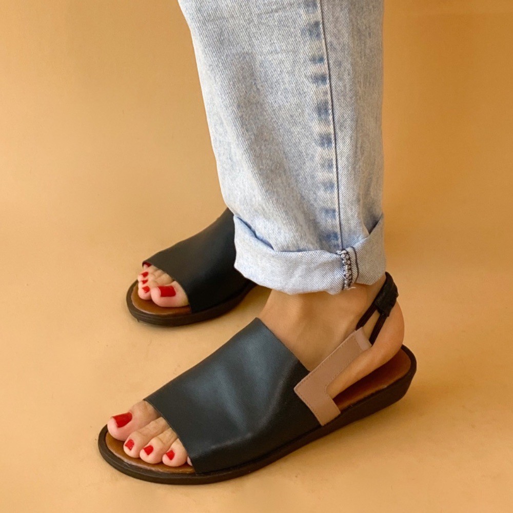 SANDÁLIA RASTEIRA BALATORE FECHADONA AZUL MARINHO FEMININA
