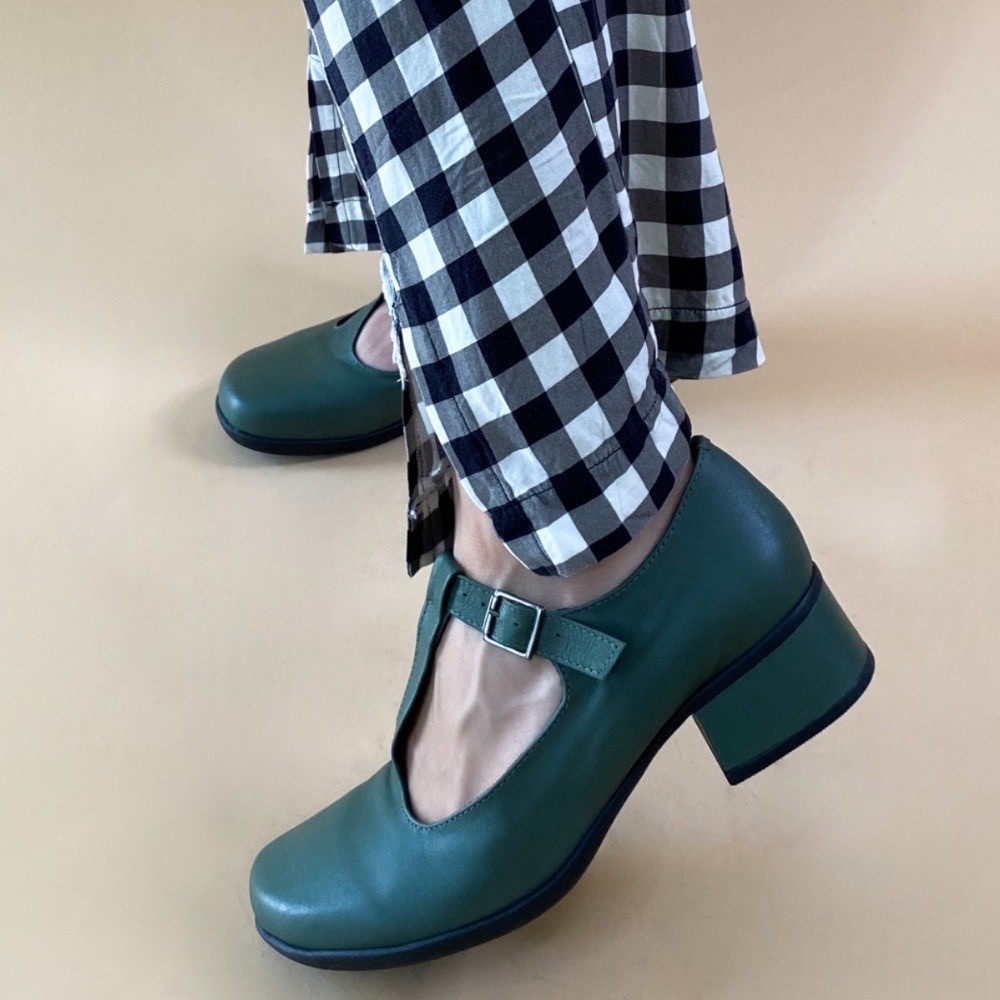 Sapato aye-aye salomé verde escuro feminino :: Amil Calçados