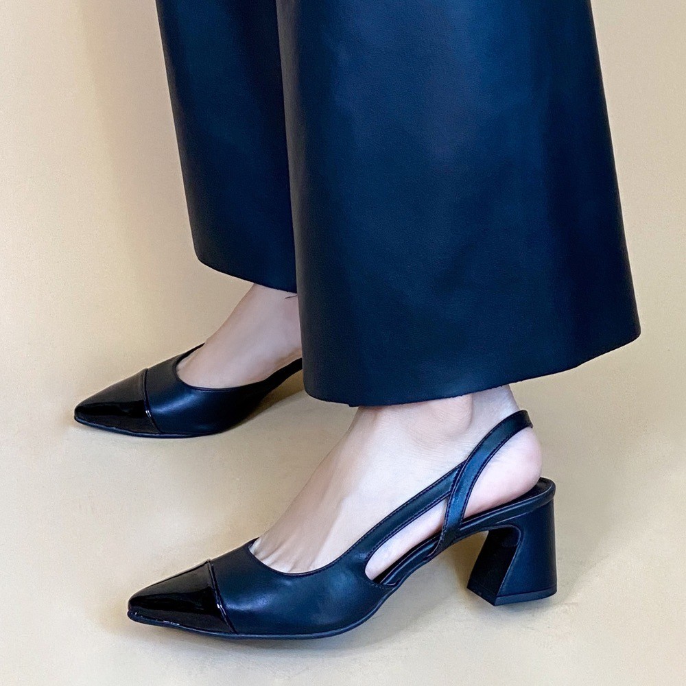 Scarpin via scarpa chanel preto feminino :: Amil Calçados