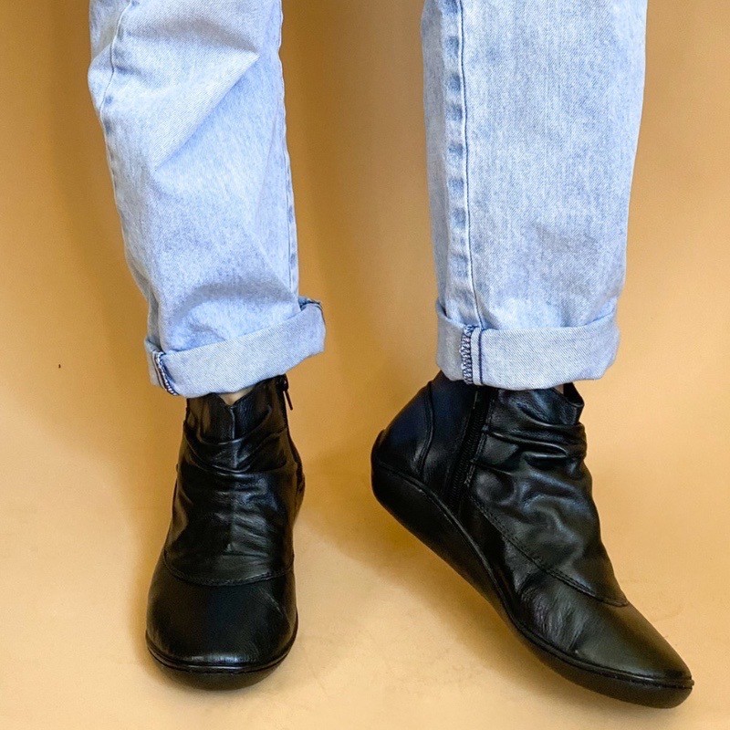BOTA ORNATTO COMFORT PRETA FEMININA