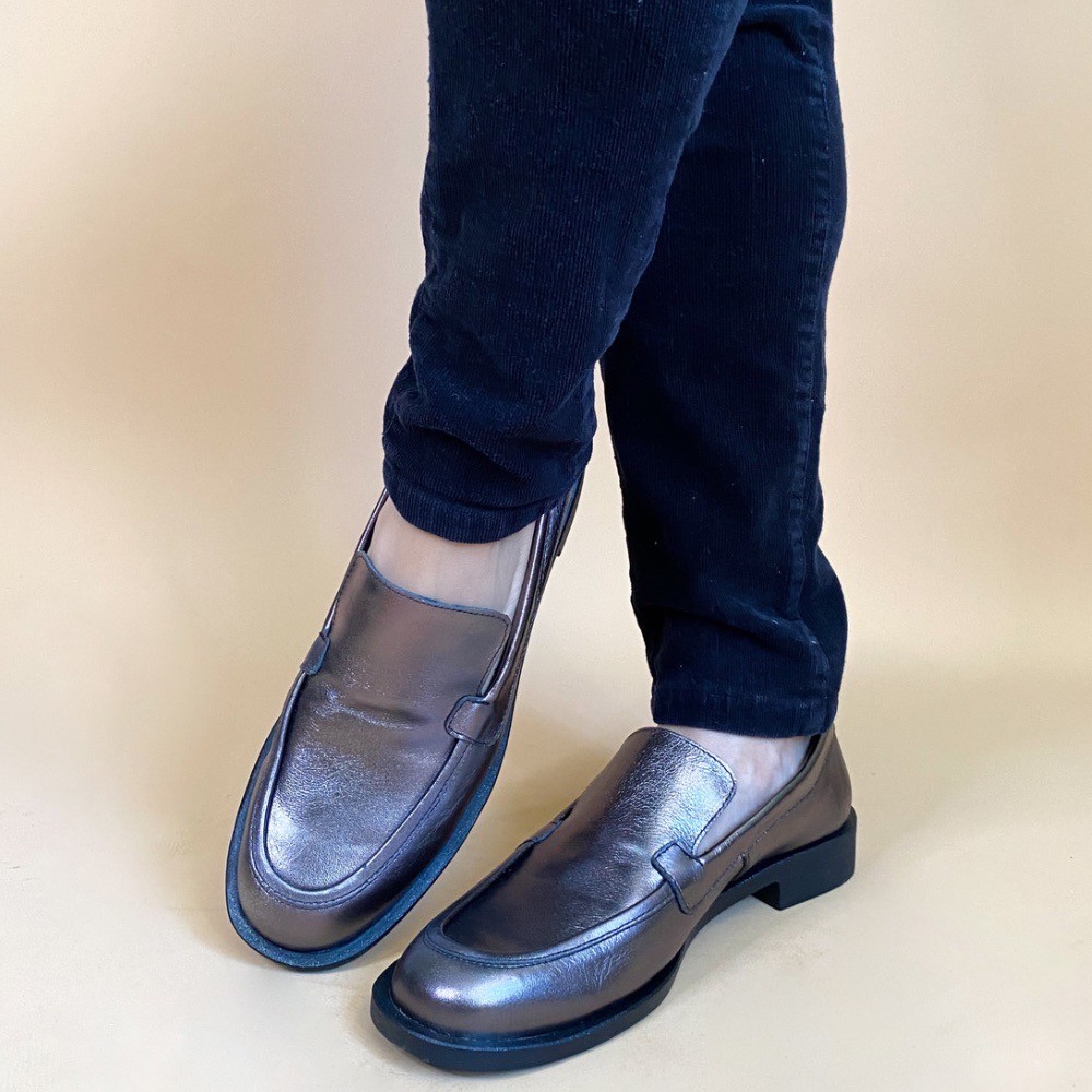 MOCASSIM VIA PAULA LISO ONIX FEMININO