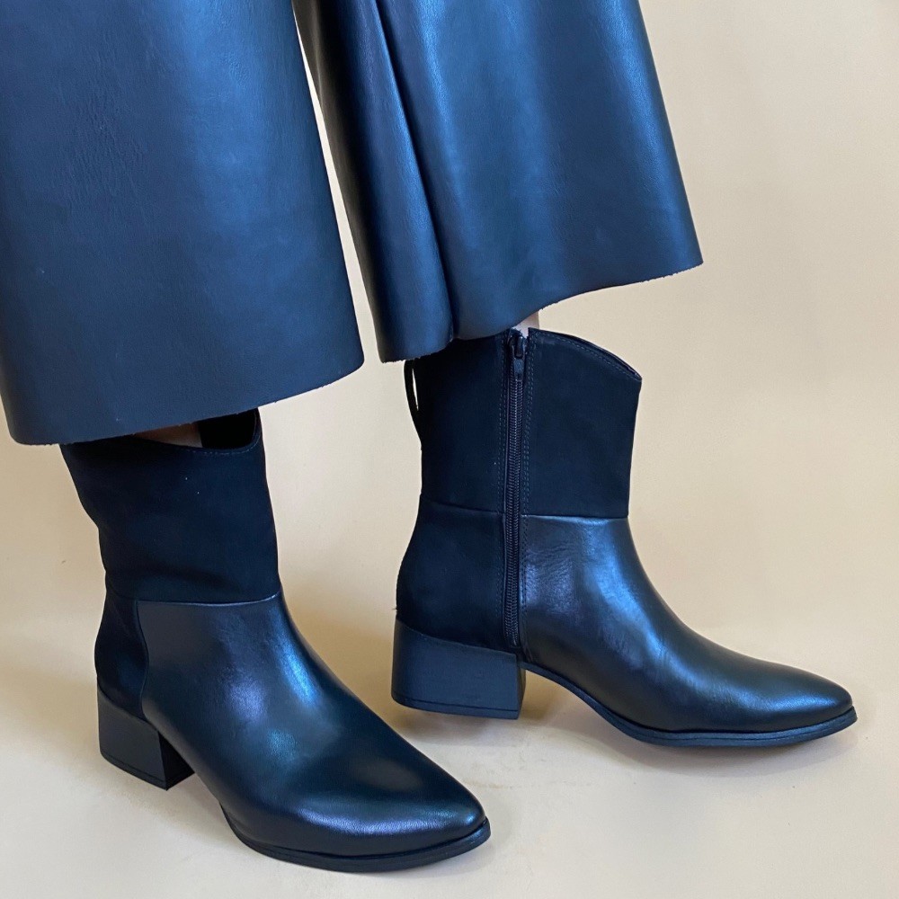 BOTA CLAVE DE FÁ HARPER PRETA FEMININA