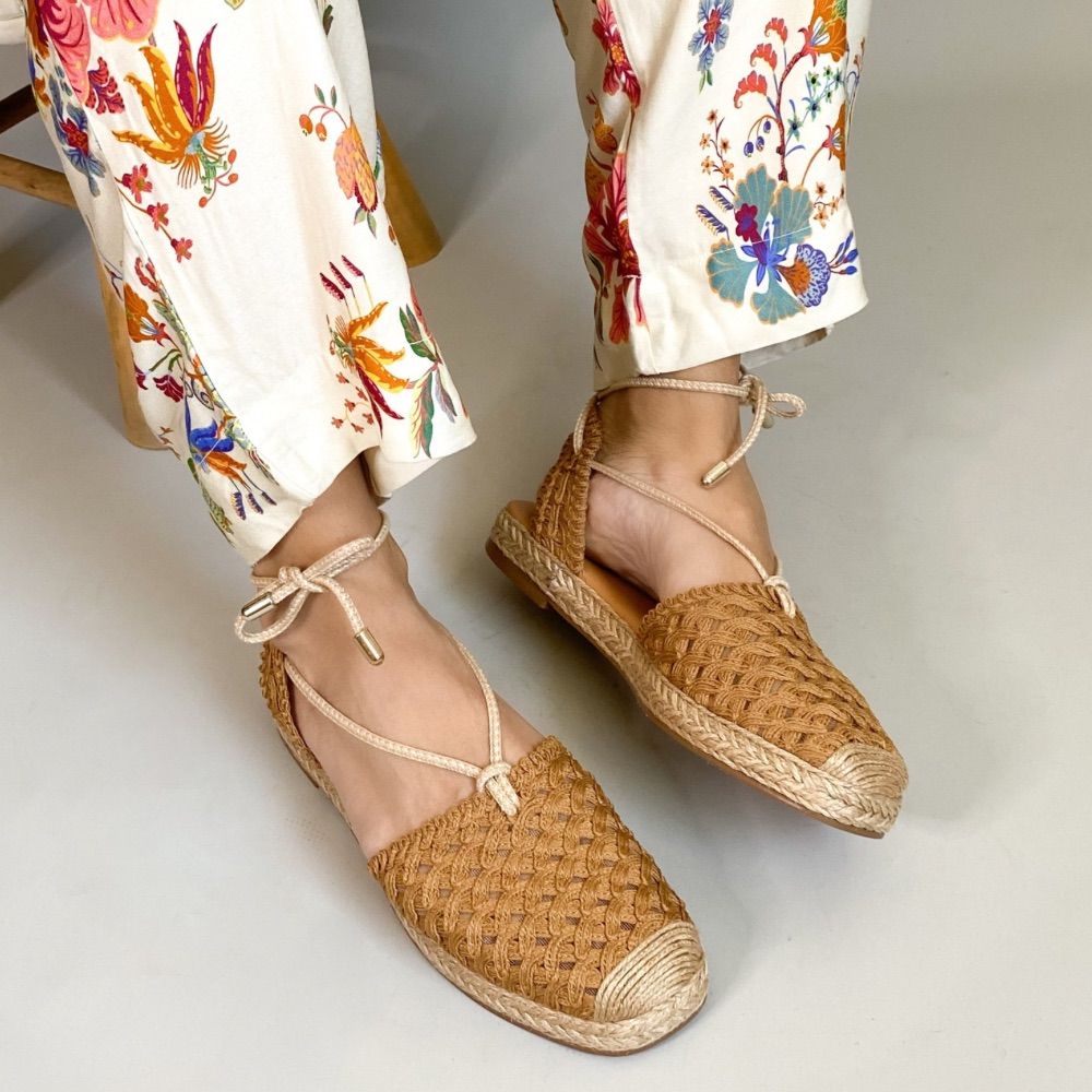 SANDÁLIA ESPADRILLE VALENTINA CORDÃO CARAMELO FEMININA