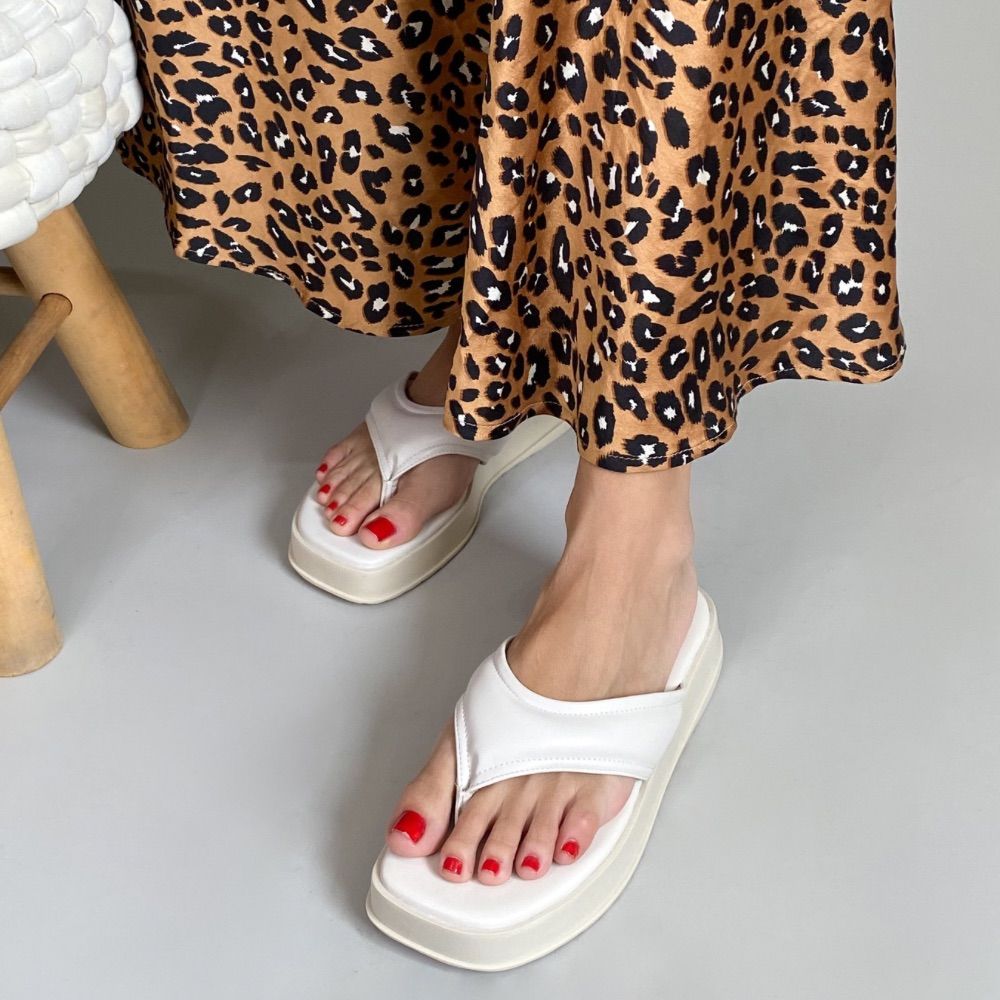 SANDÁLIA FLATFORM OFFLINE DEDO OFF WHITE FEMININA