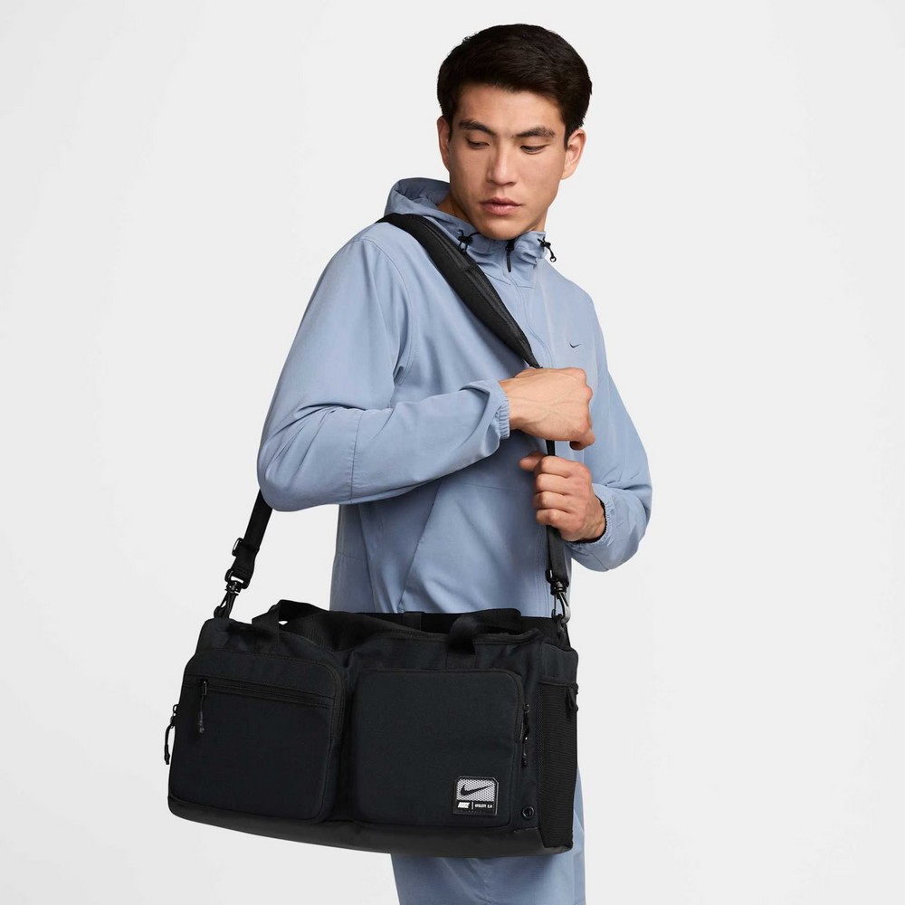 Bolsa nike utility s power duff 2.0 preta com branco :: Amil Calçados