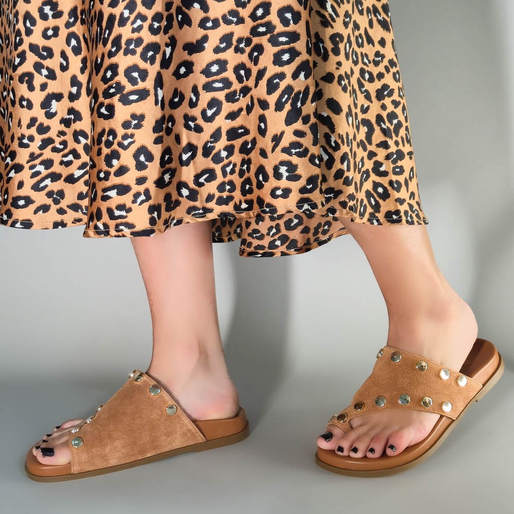 SANDÁLIA RASTEIRA SANTA FLOR BIRKEN TACHAS CARAMELO FEMININA