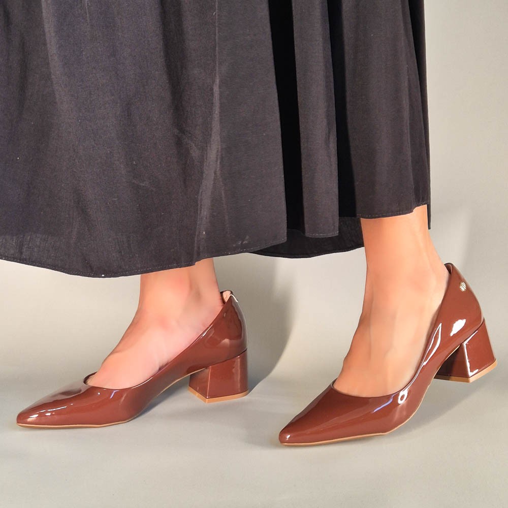SCARPIN OFFLINE VERNIZ MARROM FEMININO