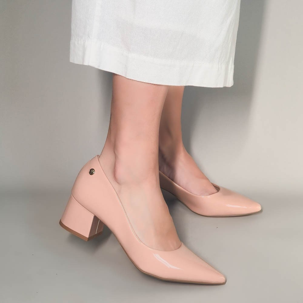 SCARPIN OFFLINE VERNIZ NATURAL FEMININO