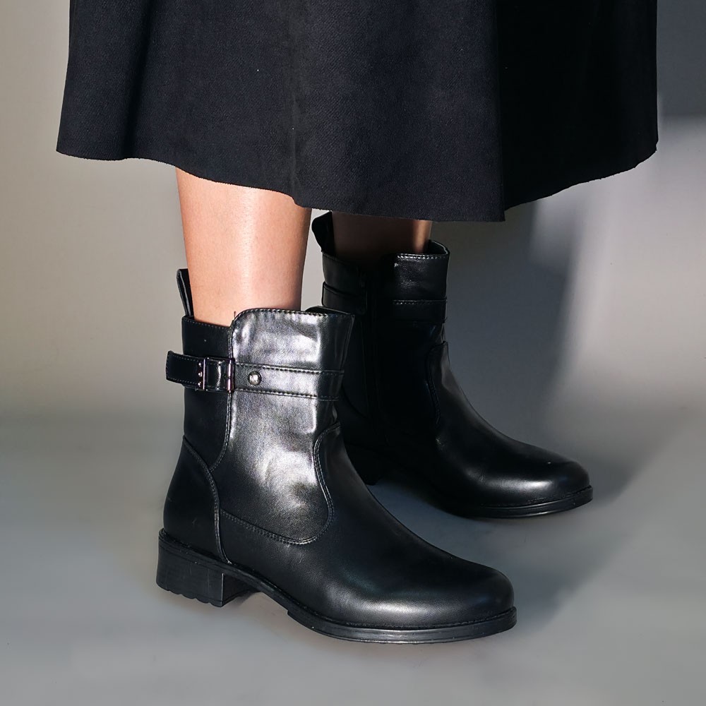 BOTA MOONCITY FIVELA PRETA FEMININA